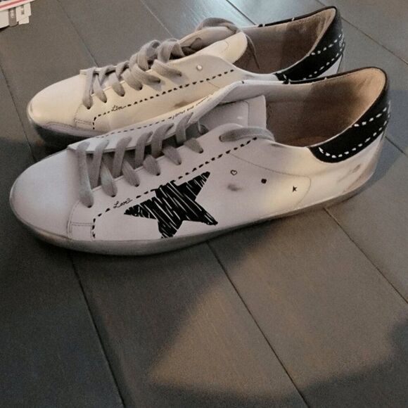 Golden Goose G448 Men\'s White Lace Up Low Top Flat Sneaker Shoes Size 42 main image 2